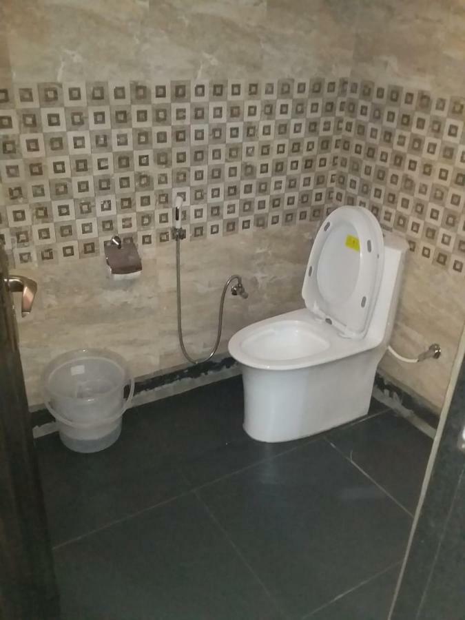 Nikunj Ashram Hotell Vrindāvan Exteriör bild